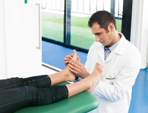 MASSAJADOR DE PÉS E PERNAS COM EFEITO RELAXANTE - RELAFOOT™