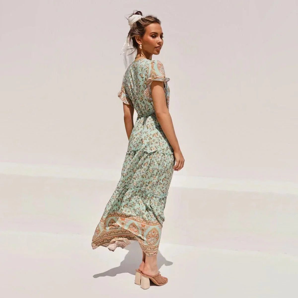 VESTIDO DE PRIMAVERA - VITALS