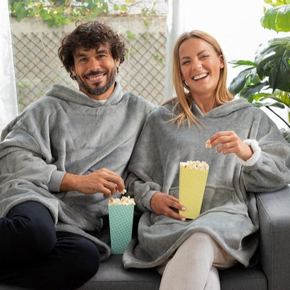 CAMISOLA TÉRMICA COM CAPUZ E BOLSO PARA CASA - POLAR COAT™