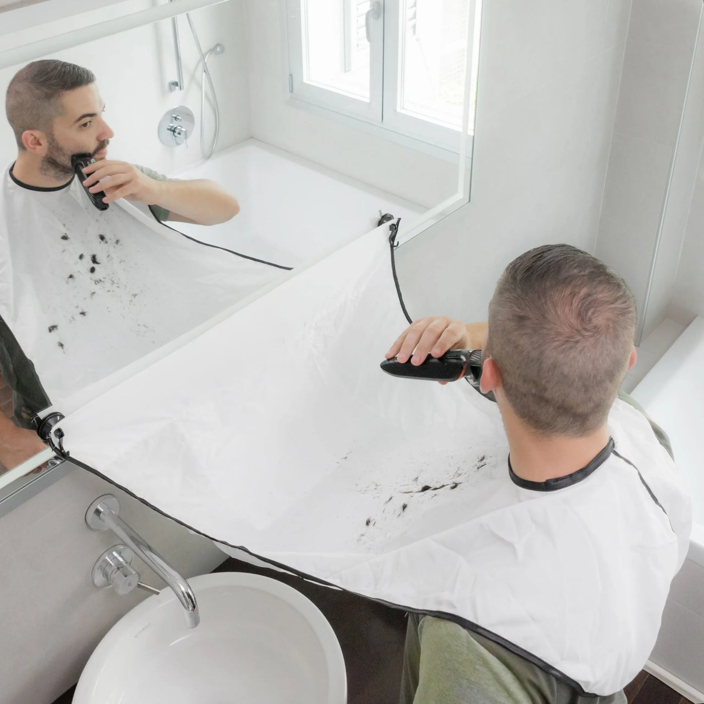 AVENTAL ERGONÓMICO PARA BARBA - RECOLHEBAR™